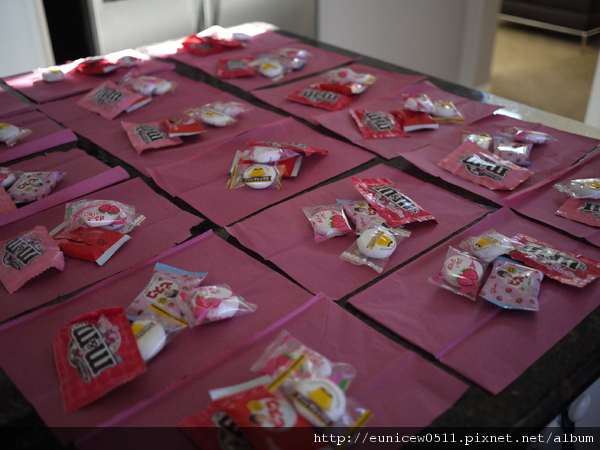 包糖跟抓中藥一樣~~