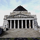 壯觀而富有雅典味的Shirne Of Remembrance