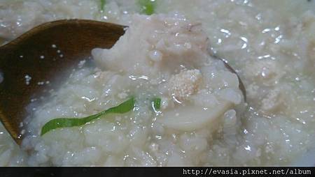 1044422_708299672525562_181280138_n