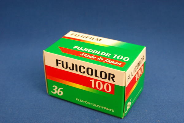 FUJICOLOR.jpg