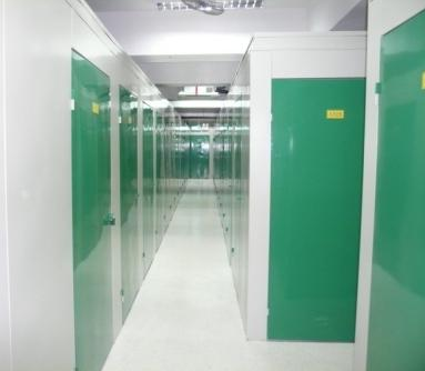 迷你倉 綠色門版