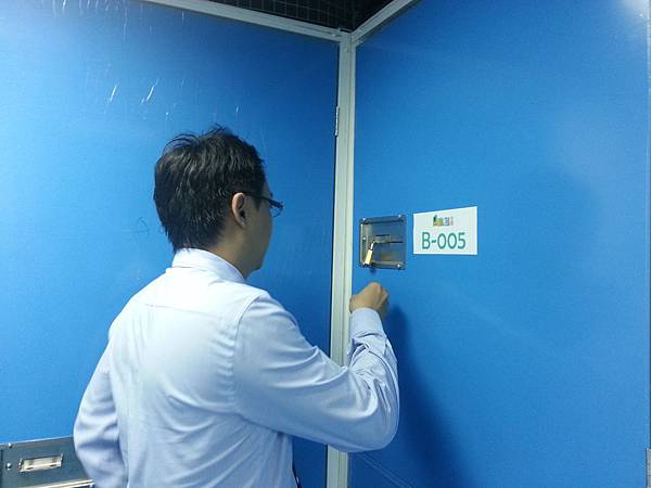 俬儲空間，事務所，文件，卷宗，報表，企業EZ放