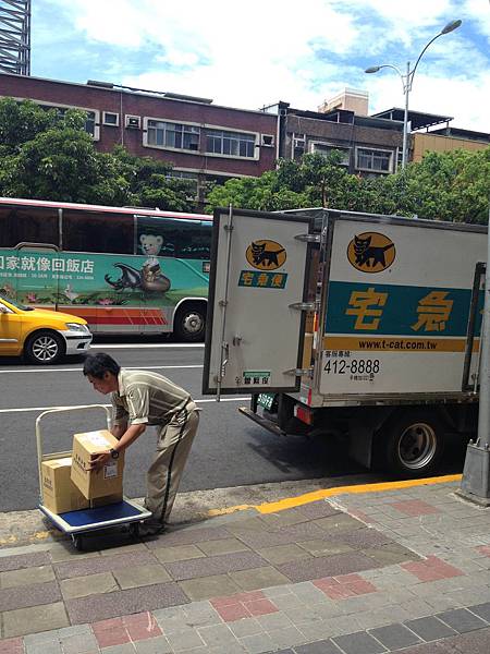 俬儲空間，小型賣家，網拍，貿易商，存貨，迷你倉，小倉庫，便利倉儲，個人倉庫