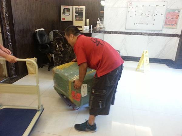 俬儲空間，小型賣家，網拍，貿易商，存貨，迷你倉，小倉庫，便利倉儲，個人倉庫、企業EZ放