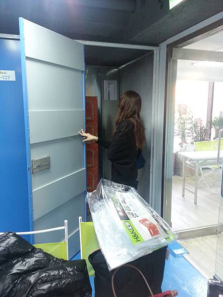 俬儲空間，短期租用，迷你倉、小倉庫、微型倉庫、mini storage、self storage、怎麼選擇、交通方便、安全、便宜、推薦、年底、大掃除