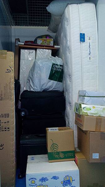 搬家/裝潢/大型家具/床墊/床板/雙人床/臨時存放/暫放/倉庫/迷你倉/個人倉庫/家具倉儲/交通方便/捷運站/恆溫/除濕/保存/設計師/裝潢期