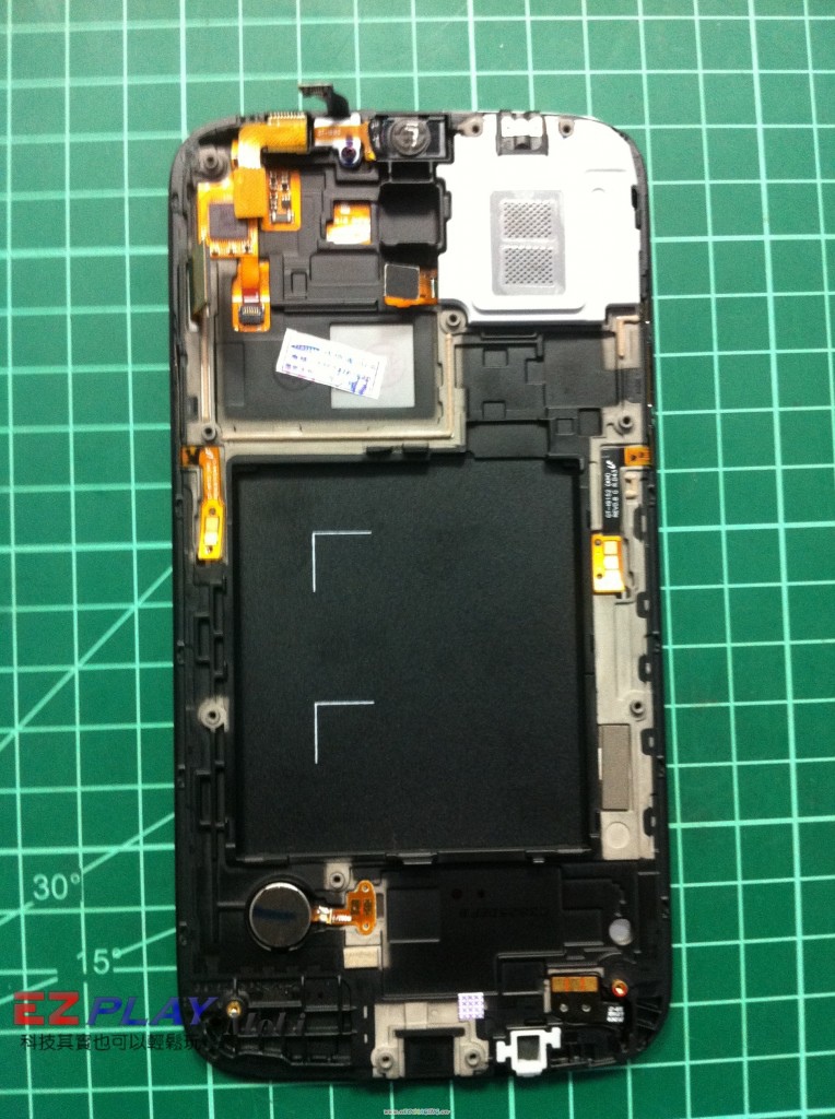 8-Samsung_mega5_8_9-764x1024.jpg