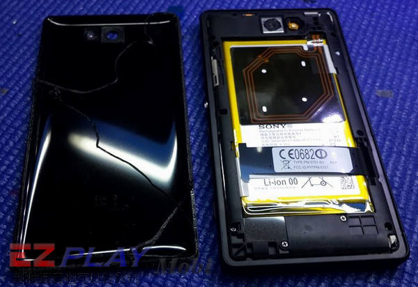 華麗變身,黑機變白機,SonyXperia Z2a 面板更換實錄3 華麗變身,黑機變白機,SonyXperia Z2a 面板更換實錄3