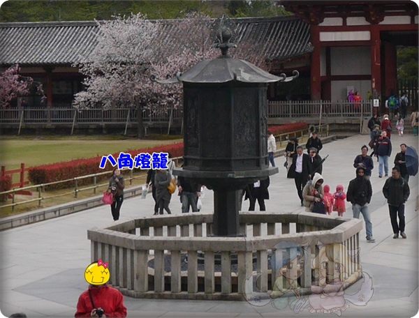 東大寺．八角燈籠