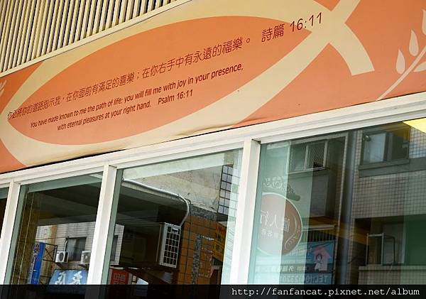 644176_10151551211851602_1259308904_n