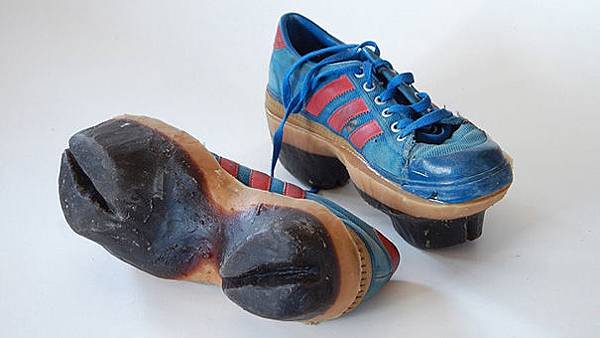 animal-footprint-shoes-maskull-lasserre-11