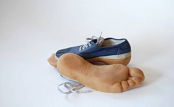 animal-footprint-shoes-maskull-lasserre-3