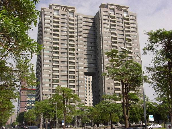 外觀.jpg 外觀.jpg