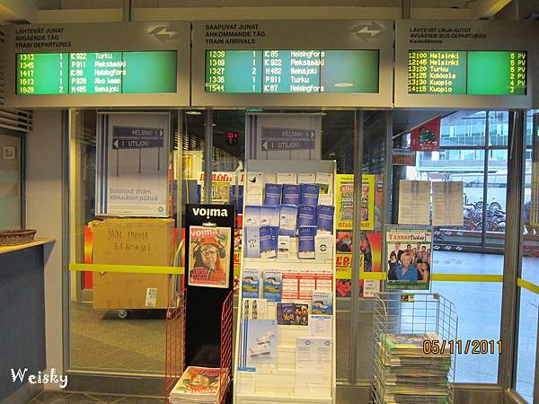 火車與巴士資訊處.jpg 火車與巴士資訊處.jpg