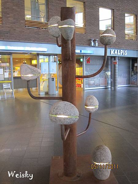 站內藝術裝置.jpg 站內藝術裝置.jpg