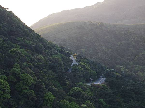 E5245112_010.jpg E5245112_010.jpg