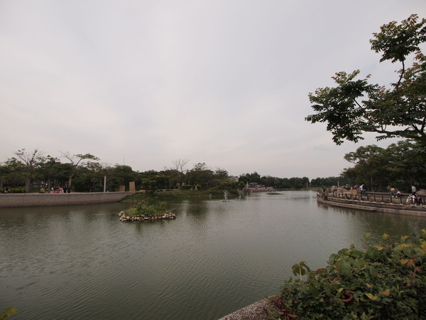 100501126.jpg 100501126.jpg