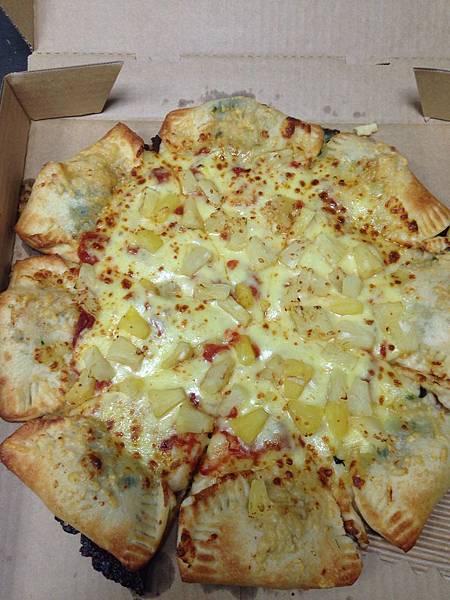 最新口味必勝客披薩.jpg 最新口味必勝客披薩.jpg