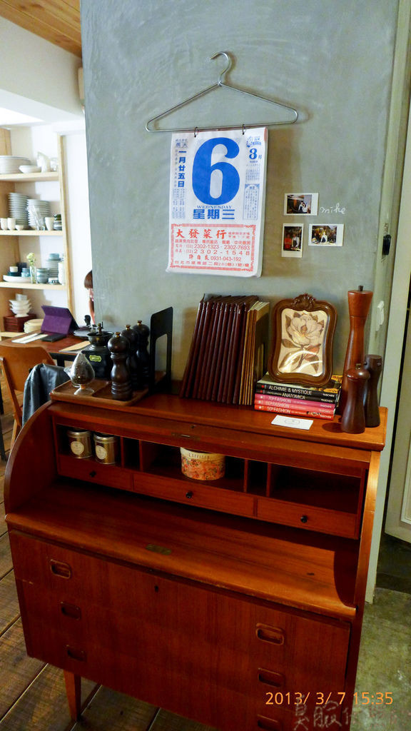 P1020327-32.jpg P1020327-32.jpg