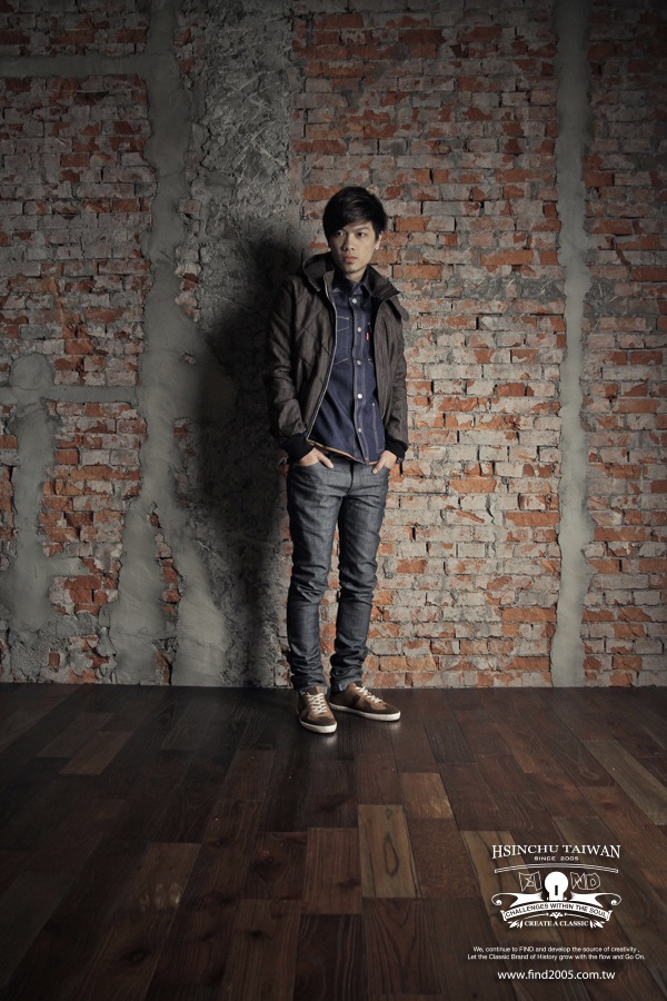 IMG_1749-2.jpg IMG_1749-2.jpg