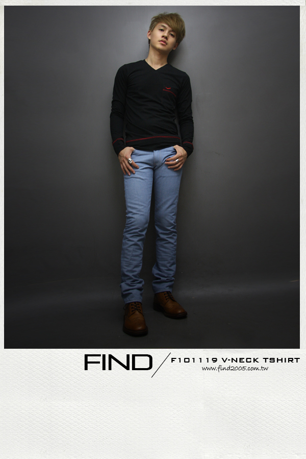 F101119 V-NECK TSHIRT.jpg