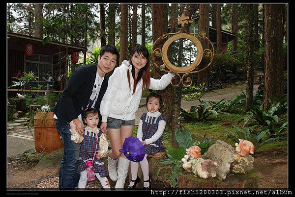 我們最愛的是白雪公主與小矮人 我們最愛的是白雪公主與小矮人