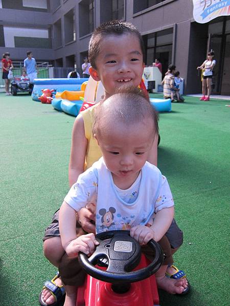 IMG_6832.JPG IMG_6832.JPG