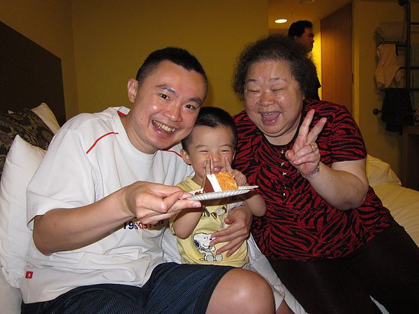 IMG_9703.JPG IMG_9703.JPG