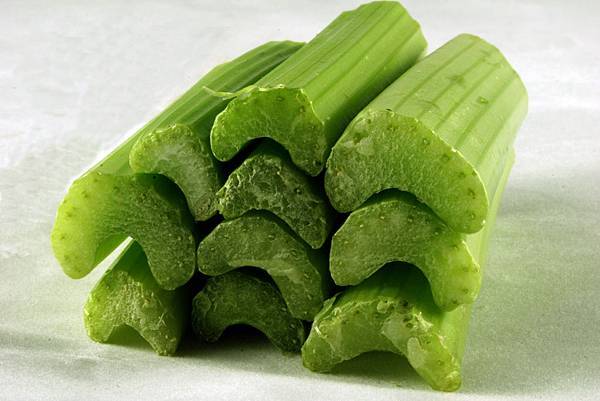 healthyrecipehq_celery_recipe.jpg