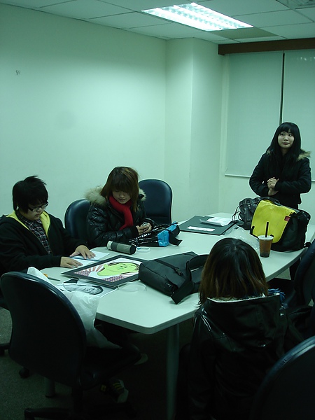 我們在圖書館的會議室