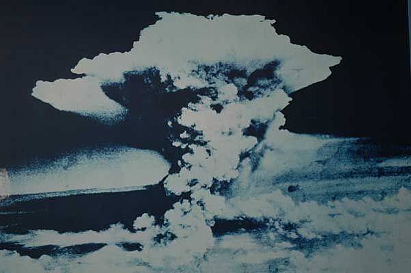 1.(廣島蘑菇雲)