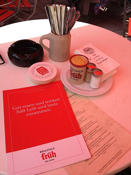 Flat 135/愛美食 德國 科隆Köln Früh 豬腳大餐