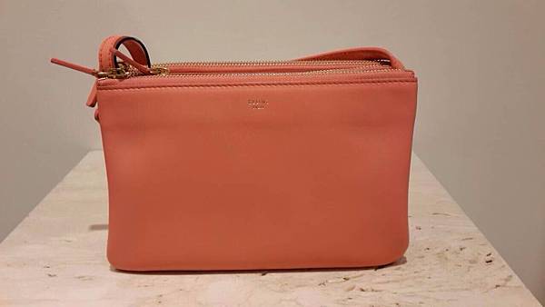 Flat 135/愛穿搭 韓國 South Korea day 4 樂天百貨 Céline Trio Flat 135/愛穿搭 韓國 South Korea day 4 樂天百貨 Céline Trio