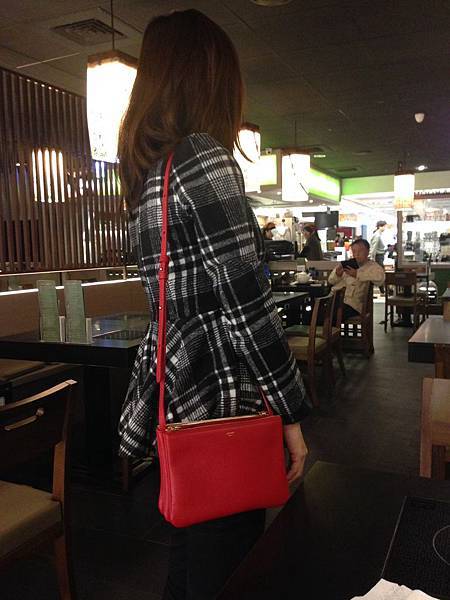 Flat 135/愛穿搭 韓國 South Korea day 4 樂天百貨 Céline Trio Flat 135/愛穿搭 韓國 South Korea day 4 樂天百貨 Céline Trio