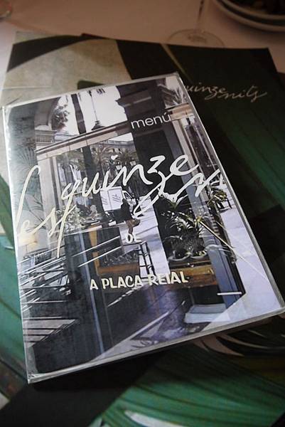 Flat 135/愛美食 西班牙 巴賽隆納Barcelona day2 Les Quinze nits 莎莎介紹排隊美食 Flat 135/愛美食 西班牙 巴賽隆納Barcelona day2 Les Quinze nits 莎莎介紹排隊美食