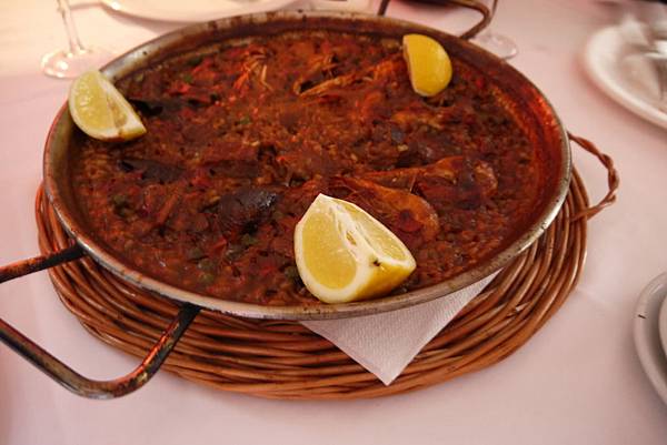 Flat 135/愛美食 西班牙 巴賽隆納Barcelona day2 Les Quinze nits 莎莎介紹排隊美食 Flat 135/愛美食 西班牙 巴賽隆納Barcelona day2 Les Quinze nits 莎莎介紹排隊美食