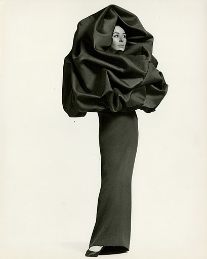 Balenciaga Chou dress.jpg Balenciaga Chou dress.jpg
