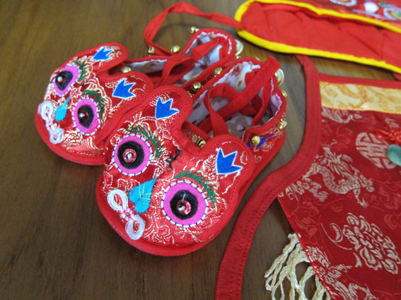 【育儿】宝宝一岁了,该怎么抓周呢。抓周习俗