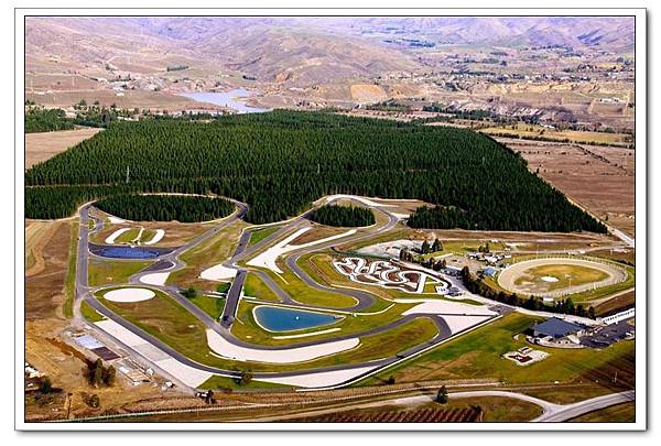 an_aerial_view_of_highlands_motorsport_park_photo__527b5fcedf.JPG