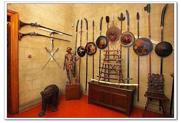 interior-02-vestibule.jpg interior-02-vestibule.jpg