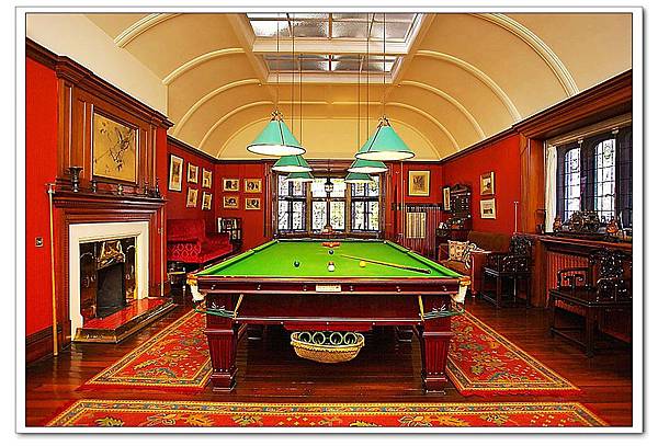 interior-09-billiards.jpg interior-09-billiards.jpg