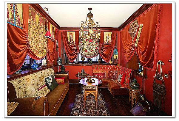 interior-10-card-room.jpg interior-10-card-room.jpg