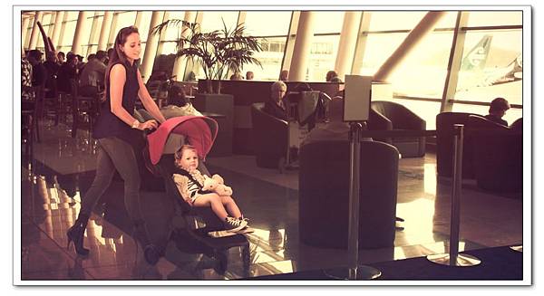 feet6-hero.jpg feet6-hero.jpg