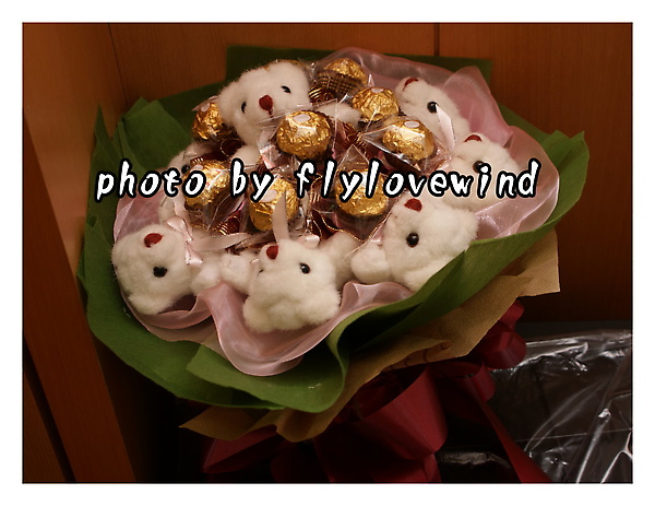 小熊金莎花束.jpg 小熊金莎花束.jpg