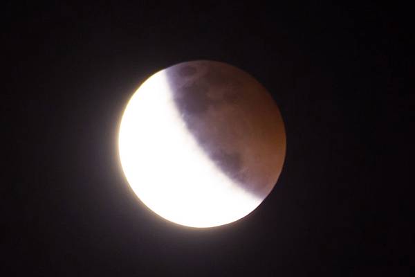 2015.4.4在台灣嘉義所拍攝的月全食及血月過程.11