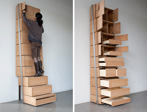 stair-shelf-built-in