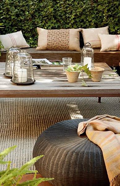Relaxing-Terrace-Design-with-wooden-brown-sofa-pillow-chair-table-carpet-candle-glass-and-brick-floor Relaxing-Terrace-Design-with-wooden-brown-sofa-pillow-chair-table-carpet-candle-glass-and-brick-floor