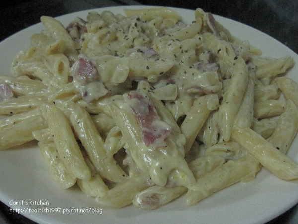 奶油培根蛋汁義大利管麵 01.jpg