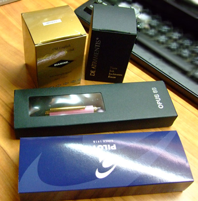 20110606Pens01.JPG 20110606Pens01.JPG