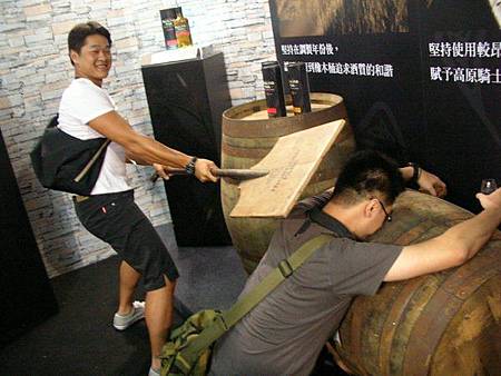 e97e7b2fbd8f137c7cb900786b319edb e97e7b2fbd8f137c7cb900786b319edb